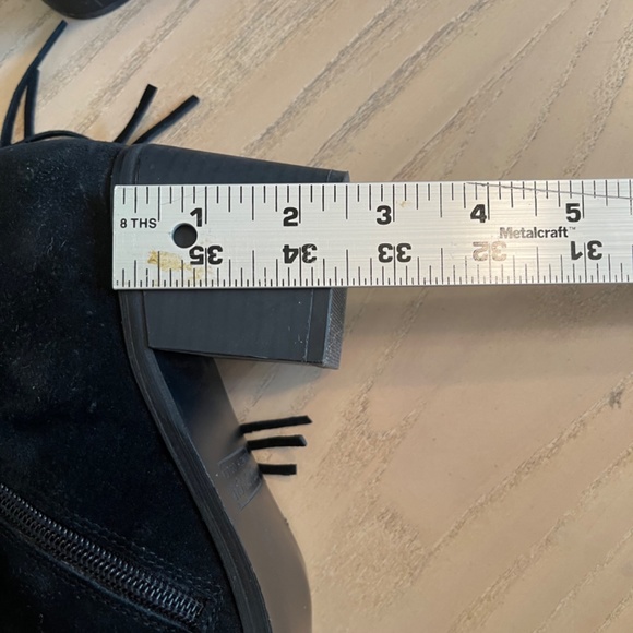 Black Suede Fringe Ankle Bootie Size 8.5 by Kenneth Cole Reation - Picture 14 of 15